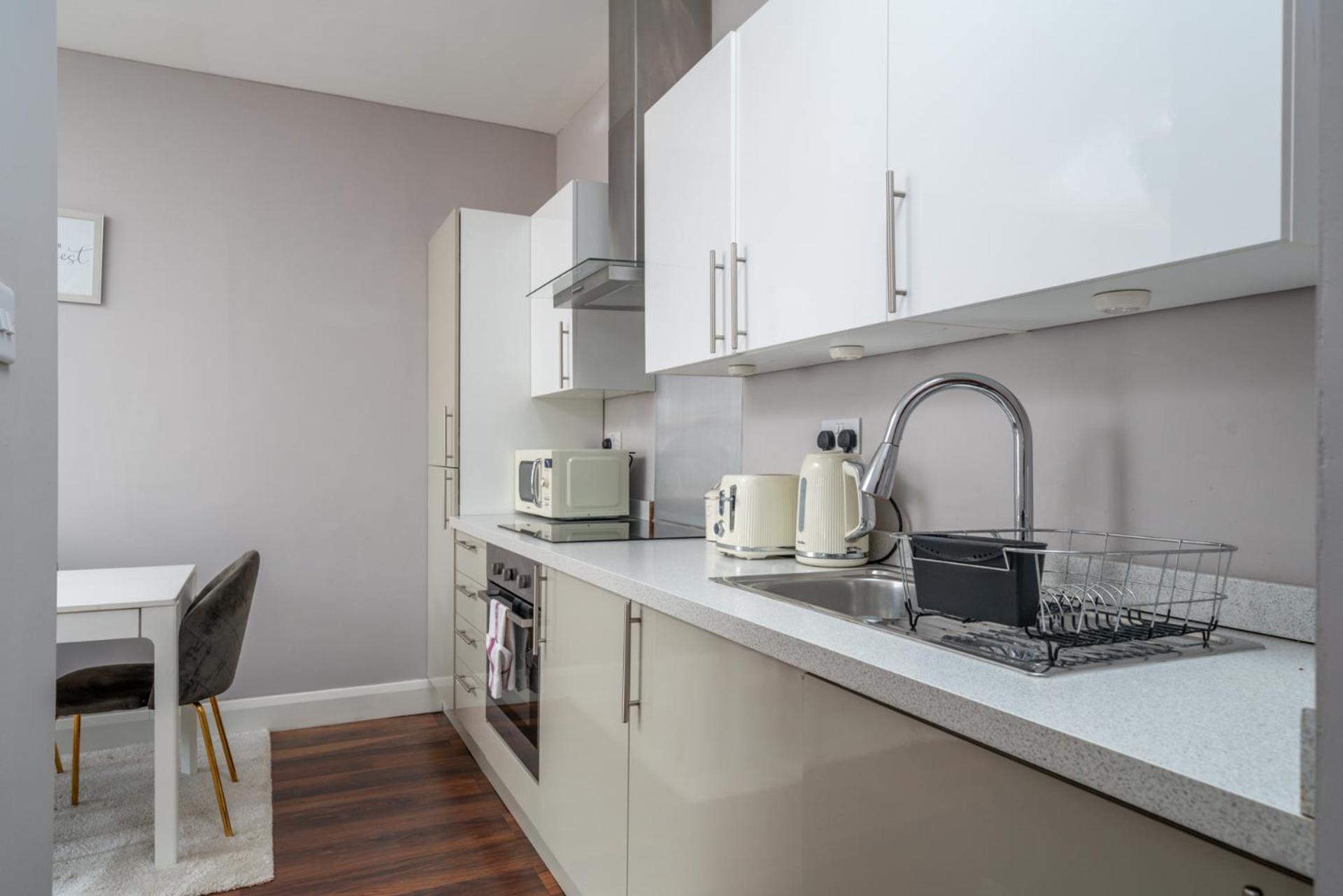 Town Centre 2 Bedoom Fast Wifi,parking-15 Mins To London Appartement Watford (Hertfordshire)